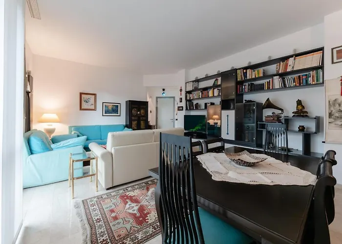 La Rocca Between Sea And Center Apartman *